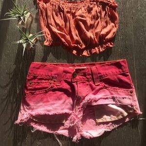 Levi’s 304 Slouch Cut off Pink Denim Jean Shorts